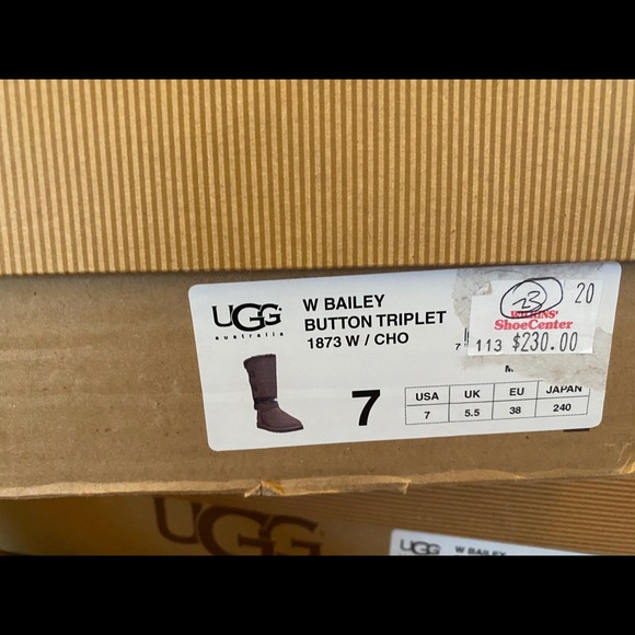 UGG Tall Bailey Button Triplet - Picture 5 of 7